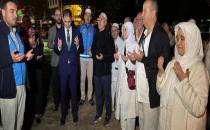 76 hacı adayı ilahiler ve dualarla kutsal topraklara uğurlandı